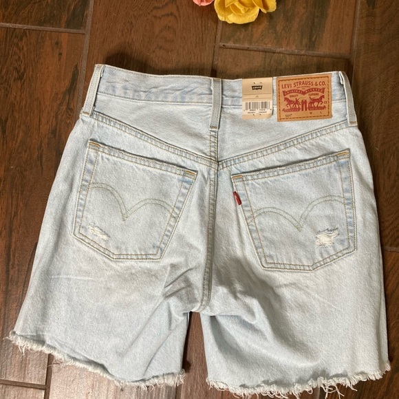 Levi’s 501 Distressed High Rise Denim Jean Shorts - Picture 6 of 7
